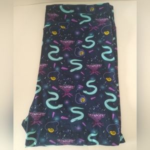 Ambrie Plus Capri Leggings Disney Little Mermaid Ursula Villain Print